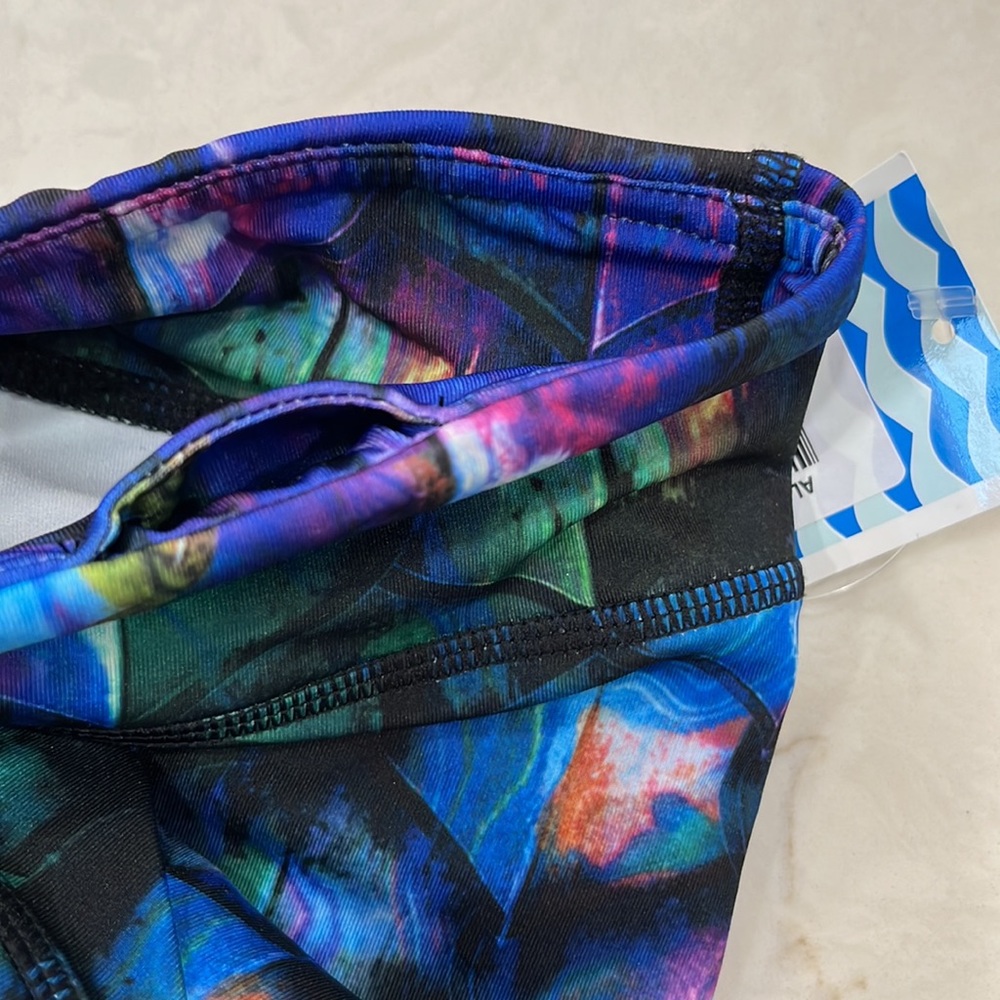 Fun Fun Ice Dragon Leggings - Picture 7 of 9